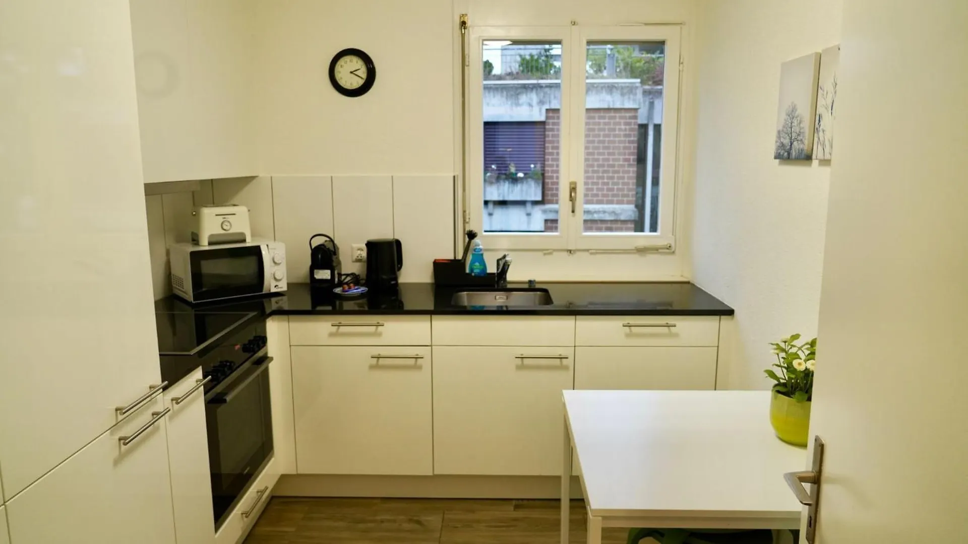 Swiss Stay - 2 Bedroom Apartment close to ETH Zürich Schweiz